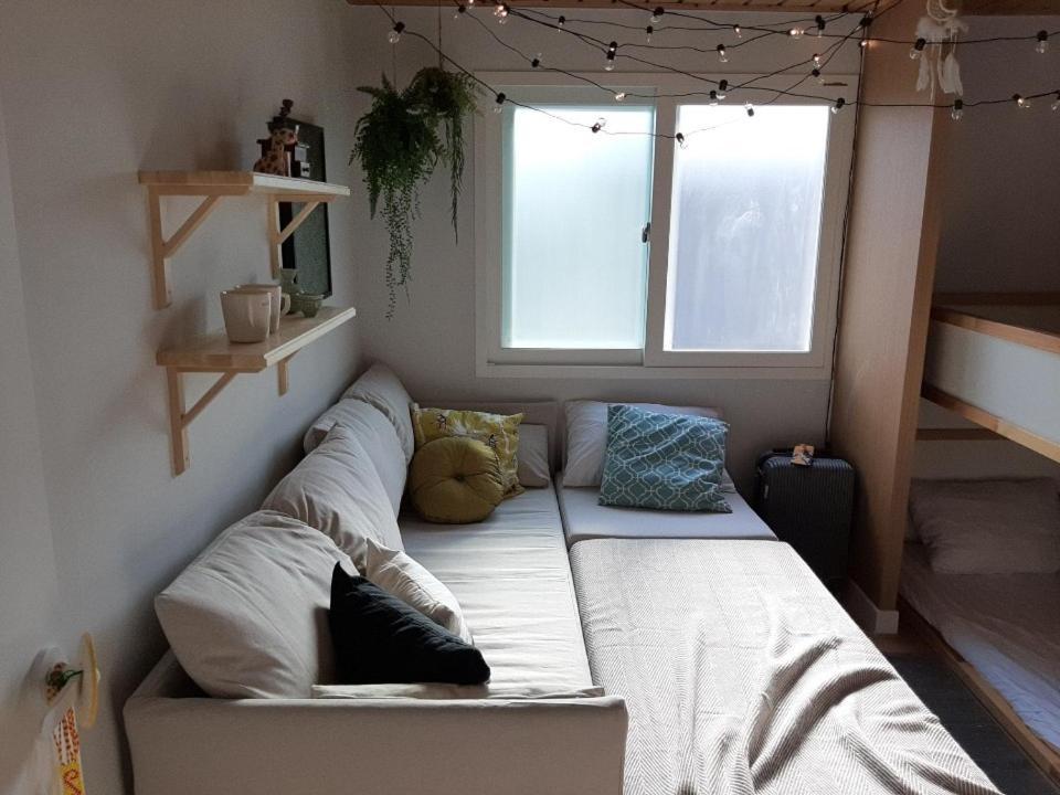 Mapo Rooftop Camping House Seoul Bagian luar foto